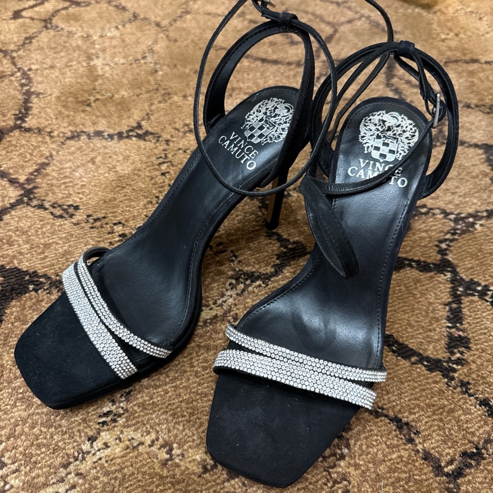 Vince Camuto Black Sandals with Silver Detailing